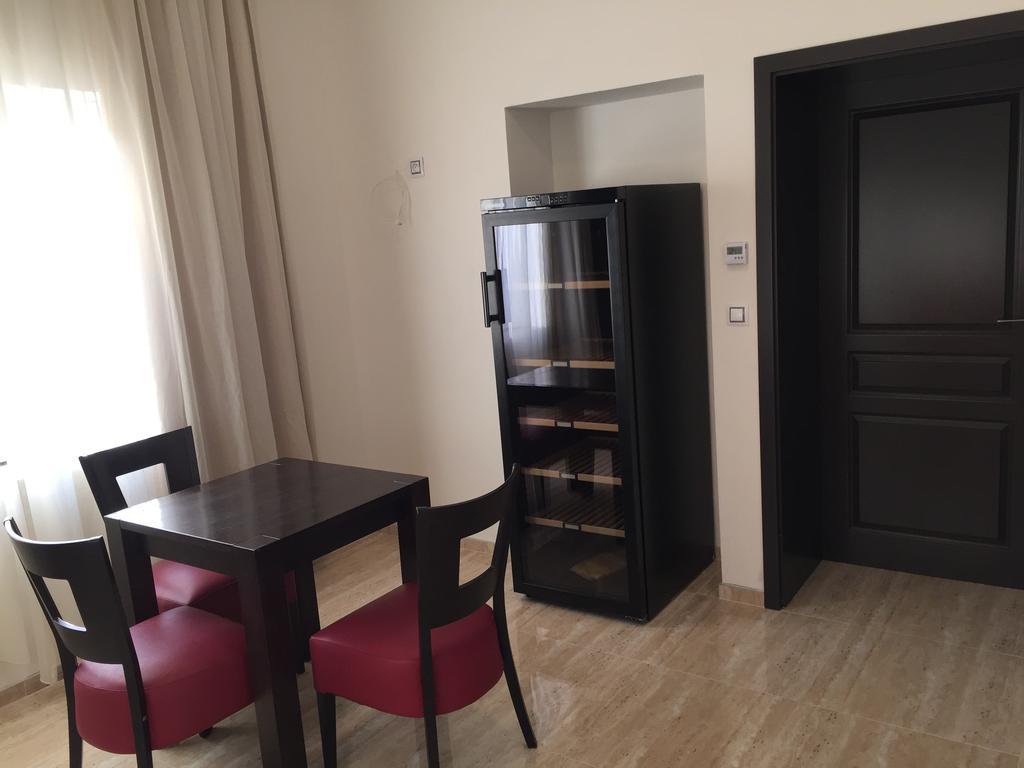 Apartman Za Radnici Вальтице Экстерьер фото