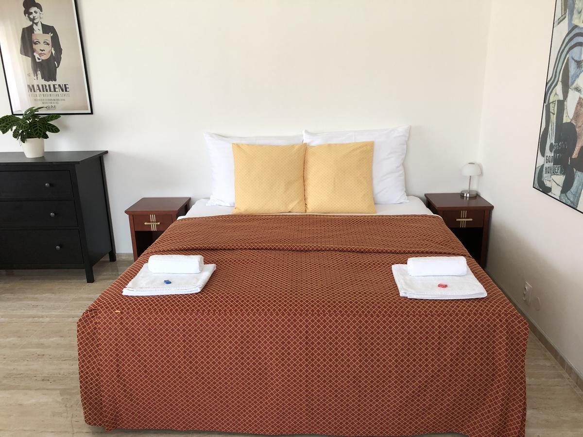 Apartman Za Radnici Вальтице Экстерьер фото